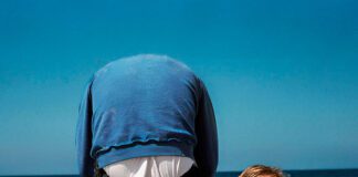 Islands anuncia o álbum ‘And That’s Why Dolphins Lost Their Legs’ com “Life’s a Joke”