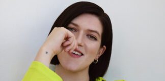Romy, do The xx, anuncia álbum de estreia, ‘Mid Air’, e lança o single “Loveher”