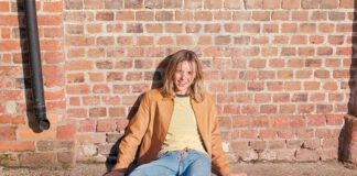 The Japanese House lança “One for sorrow, two for Joni Jones”, single co-escrito com Katie Gavin do MUNA