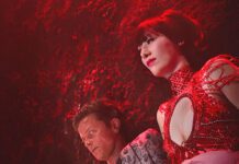 Yeah Yeah Yeahs lança versão “exuberante” do single “Spitting Off the Edge of the World”