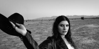 Bethany Cosentino lança “For A Moment”, single do álbum ‘Natural Disaster’