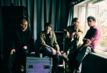 Blur lança edição deluxe de ‘The Ballad of Darren’ com as faixas “The Rabbi” e “The Swan”