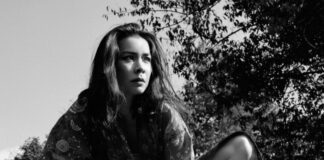 Mitski revela as músicas “Star” e “Heaven” do sétimo álbum de estúdio