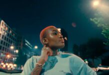 Arlo Parks lança videoclipe de “Purple Phase” filmado no Japão