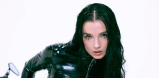 Poppy celebra confiança e independência no single “Motorbike”