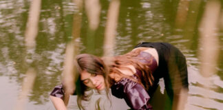 Julie Byrne anuncia o EP colaborativo ‘Julie Byrne with Laugh Cry Laugh’