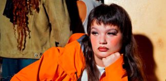 Lola Young apresenta sua perspectiva sobre um amante egoísta no single “Conceited”