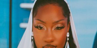 Tems busca uma conexão com o divino no single “Me & U”
