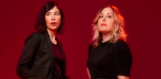 5 discos para ouvir hoje: Sleater-Kinney, Julia Piedade, Birthmark, glass beach e mais