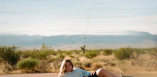 Jade Bird lança o single “You’ve Fallen In Love Again” com produção de Mura Masa