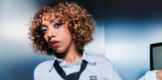 Nia Archives expressa dúvida e incerteza em uma relação no single “Unfinished Business”