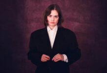 Jane Penny, do TOPS, anuncia EP solo ‘Surfacing’ e lança o single “Messages”