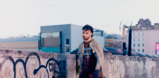 Alfie Templaman retrata a vida adulta no single “Beckham” do álbum ‘Radiosoul’