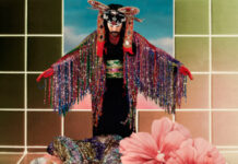 Empire of the Sun anuncia o álbum ‘Ask That God’ e lança o single “Music On The Radio”