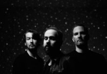 Cigarettes After Sex canta sobre sexo e desejos lascivos no single “Baby Blue Movie” do álbum ‘X’s’