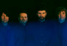 Kasabian lança o single “Darkest Lullaby” com um videoclipe inspirado em filmes de gângster dos anos 70