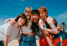 Los Bitchos anuncia o álbum ‘Talkie Talkie’ e lança o ensolarado single “Don’t Change”