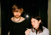 Water From Your Eyes anuncia o EP ‘MP3 Player 1’ e lança cover de Chumbawamba