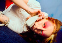 Orla Gartland lança “Late To The Party”, single do álbum ‘Everybody Needs a Hero’, com Declan McKenna