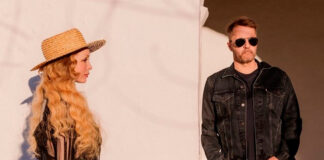 The Ting Tings canta a dificuldade de lidar com sentimentos antigos em “Danced On The Wire”