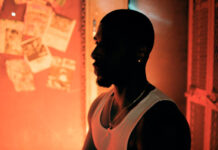 Khamari lança cover de “Cranes in the Sky”, de Solange, em sessão do Spotify