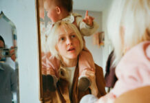 Laura Marling canta as alegrias e os medos da maternidade no single “Child of Mine”