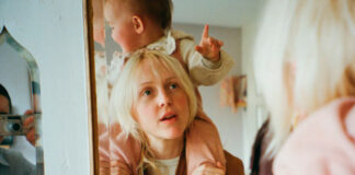 Laura Marling canta as alegrias e os medos da maternidade no single “Child of Mine”