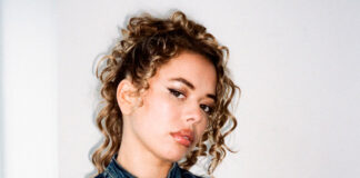 Nilüfer Yanya expressa desilusões em um relacionamento no single “Just A Western”