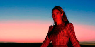 Cornelia Murr anuncia o álbum ‘Run to the Center’ e lança o single “Meantime”