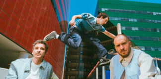 half·alive retrata uma luta interna e uma angústia emocional no single “Automatic”