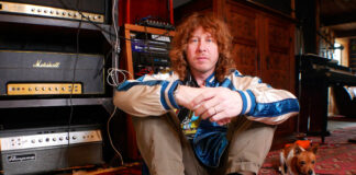 Ben Kweller anuncia o álbum ‘Cover the Mirrors’ e lança o single “Optimystic”