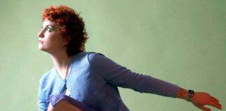 Phoebe Green explora as complexidades da obsessão romântica no single “Precious Things”