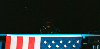 JPEGMAFIA anuncia edição deluxe de ‘I LAY DOWN MY LIFE FOR YOU’ com a explosiva “PROTECT THE CROSS”