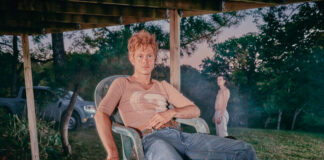 Perfume Genius anuncia o álbum ‘Glory’ e lança o emocionante single “It’s a Mirror”