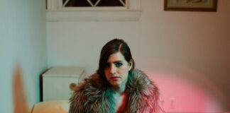 Ezra Furman anuncia o álbum ‘Goodbye Small Head’ e lança o single “Grand Mal”