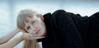 Jenny Hval anuncia o álbum ‘Iris Silver Mist’ e lança o single “To be a rose”