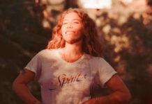 Your Smith compartilha uma jornada emocional no single “Peaches”