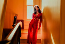 Hannah Cohen reflete sobre solidão e a passagem do tempo no single “Dusty”