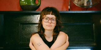 Ruby Gill lança o álbum ‘Some Kind of Control’ e videoclipe de “The Flood”