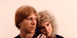 Tennis lança o single “At The Wedding” e anuncia o álbum ‘Face Down In The Garden’
