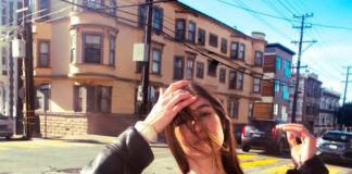 Weyes Blood lança cover de “Shilo”, clássico de Neil Diamond, para a série ‘Uma Família Perfeita’