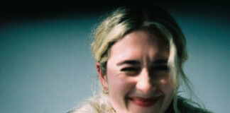 Blondshell explora trauma geracional e imaturidade emocional em “23’s A Baby”