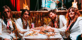 Slung transforma poder, sedução e rebeldia em armas no single “Class A Cherry”