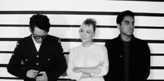 Sunday (1994) lança o single “Rain” e anuncia o EP ‘Devotion’