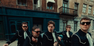 The Hives anuncia álbum coproduzido por Mike D e lança o single “Enough Is Enough”