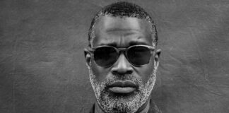 6 discos para ouvir hoje: Tunde Adebimpe, Julien Baker & TORRES, quickly, quickly, Beirut e mais