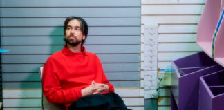 Alex G anuncia o álbum ‘Headlights’ e lança o single “Afterlife”