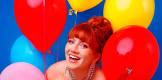 CMAT revela o single “Take A Sexy Picture Of Me” do álbum ‘EURO-COUNTRY’