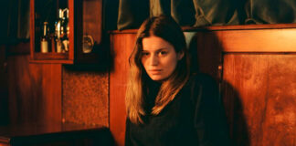 girl in red enfrenta seus fantasmas pessoais no single “Hemingway”