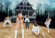 Wet Leg retrata o amor como uma emergência no single “CPR”